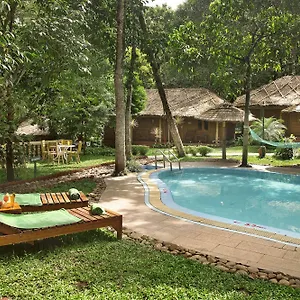 **** Resort Woods N Spice - Thekkady India